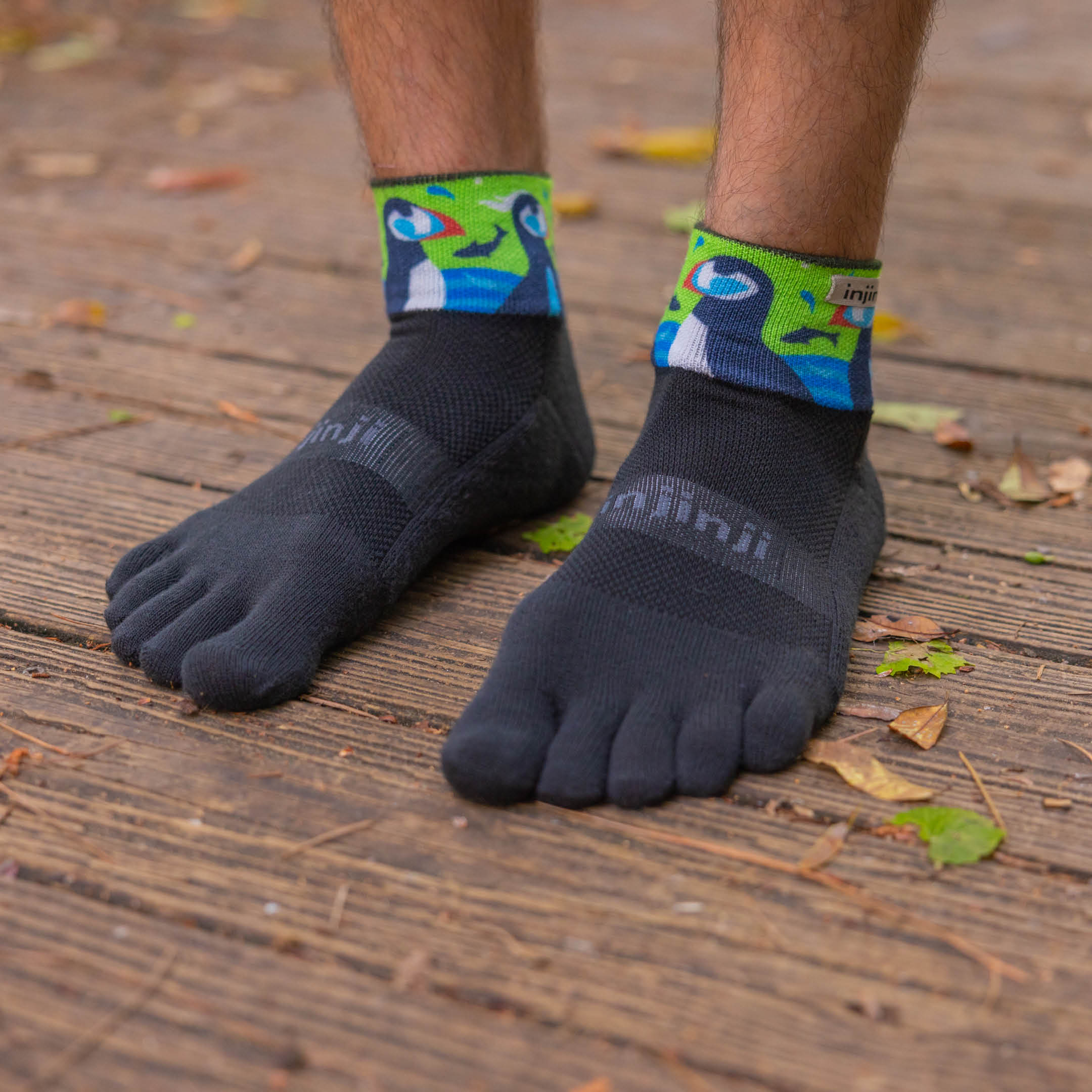 Injinji Trail Midweight Mini Crew Men's Puffins (Artist Designed SUMMER24)